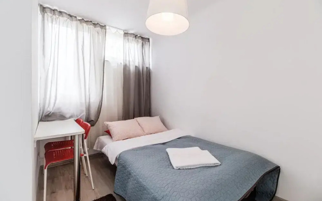 Chlodna 15 Apartment