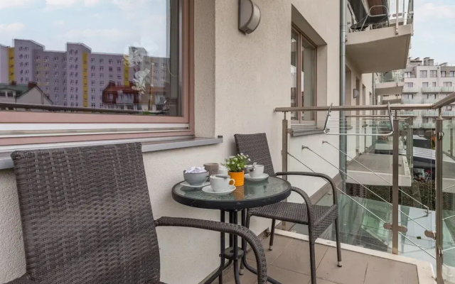 Apartments Sikorskiego by Renters