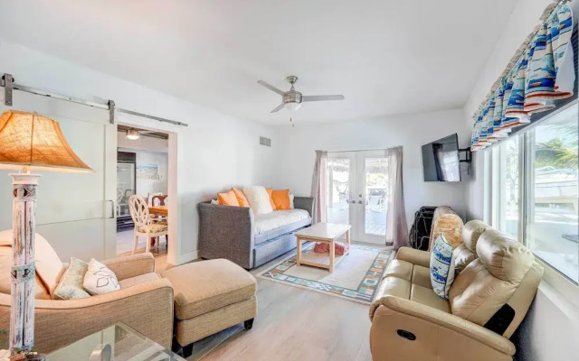 Canal-front Florida Keys Home w/ Dock!