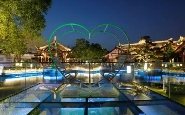 Tiandi Renhe Luochenghui Hotel