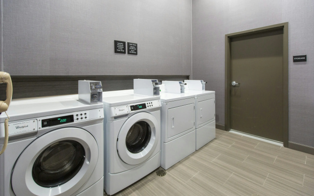 Hampton Inn & Suites Stroud