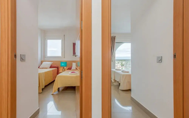 3-bedroom Apartment With sea View