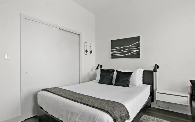 1BR in Hyde Park - Del Prado 811