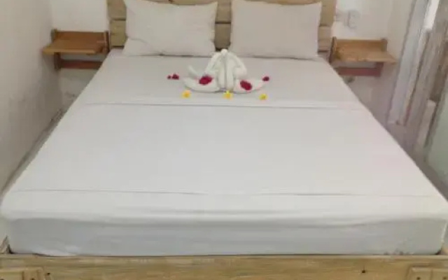 The 5 Hotel