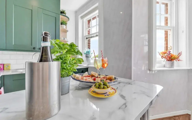 Slice of Brighton With Seaviews By My Getaways