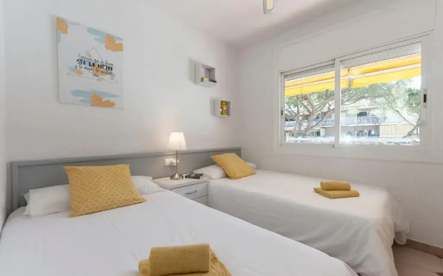 Lets Holidays Castelldefels Diagonal Orient