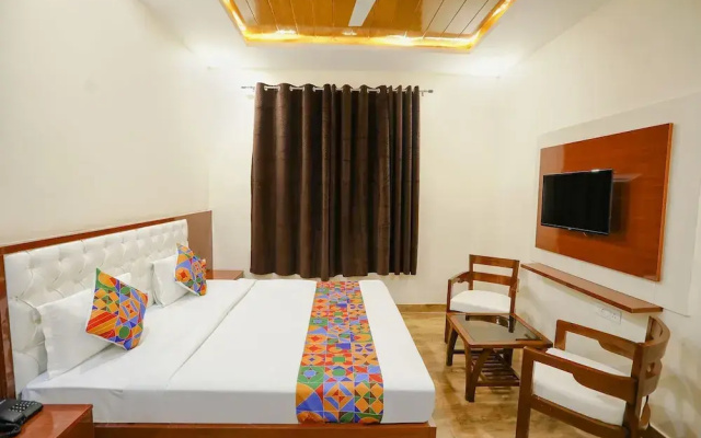 FabHotel Trijal Inn