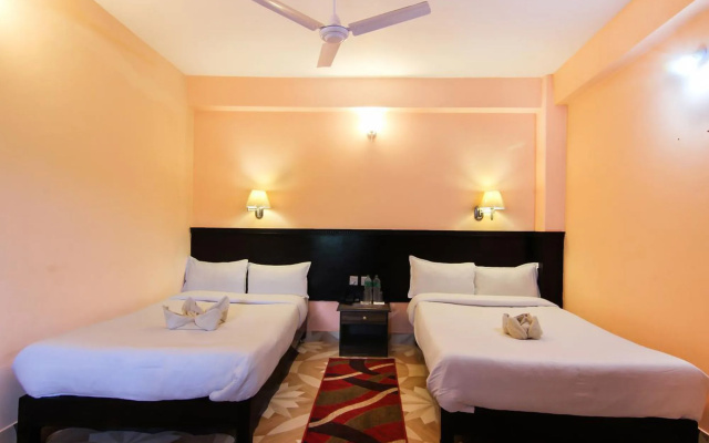 Hotel Middle Path and Spa