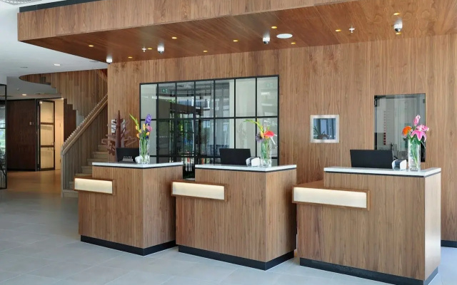 Отель Courtyard by Marriott Amsterdam Arena Atlas