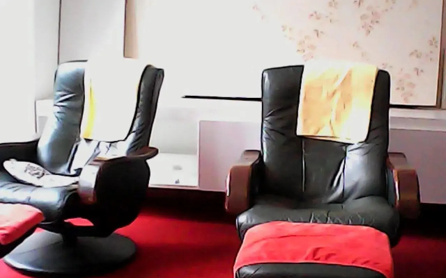 Royal Garden Home Hotel