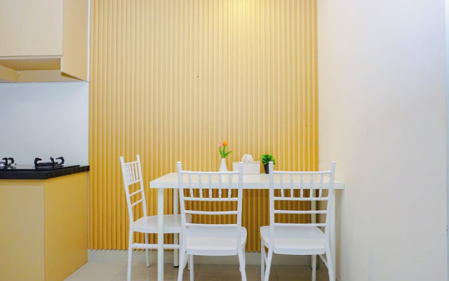 Basic Look 2Br Apartment At Grand Kamala Lagoon
