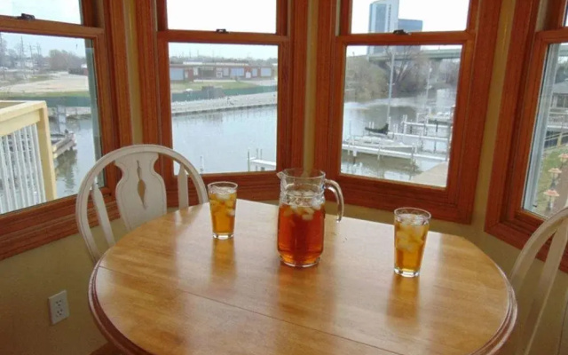 Bridge Inn