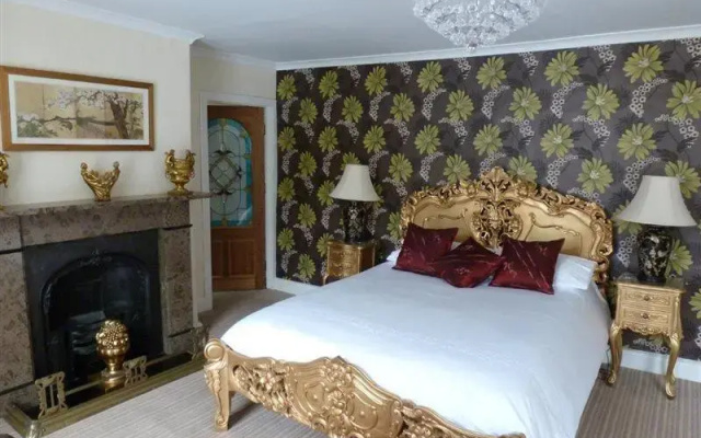 Hedgefield House Hotel