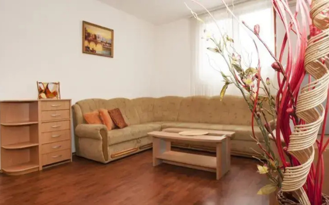 Plant Apartment