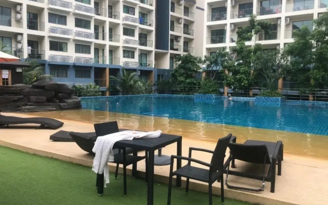 Laguna beach resort 2 studio condo Pattaya