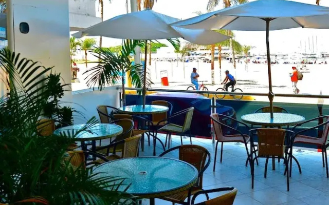 Hotel Casablanca Suites