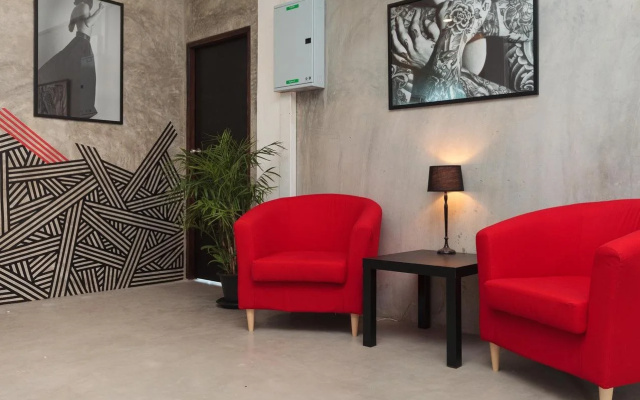 Kama Bangkok - Boutique Bed & Breakfast - Hostel