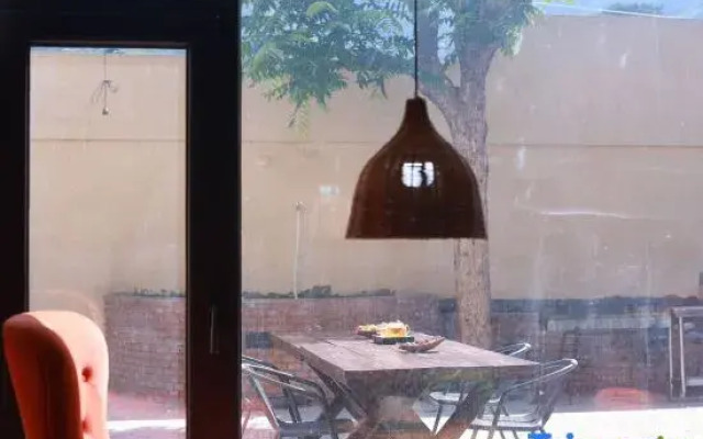 Waterfront Villa Private Tang Homestay (Beijing Badu Heling Branch)