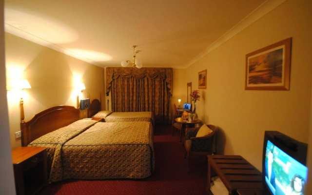 Abbey Lodge