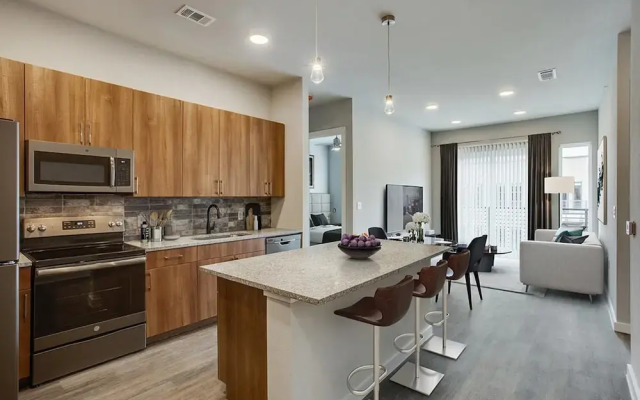 Southside Flats By Barsala