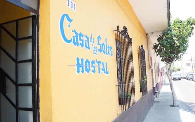 Отель Casa de los Soles B&B Hostel Мексика, Тлакуепакуе - отзывы, цены и фото номеров - забронировать отель Casa de los Soles B&B Hostel онлайн вид на фасад