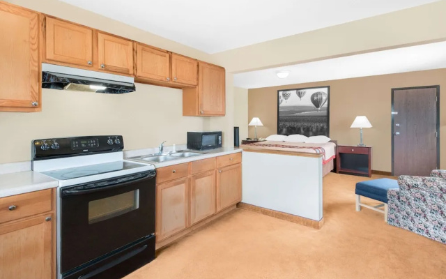 Super 8 Marshalltown IA