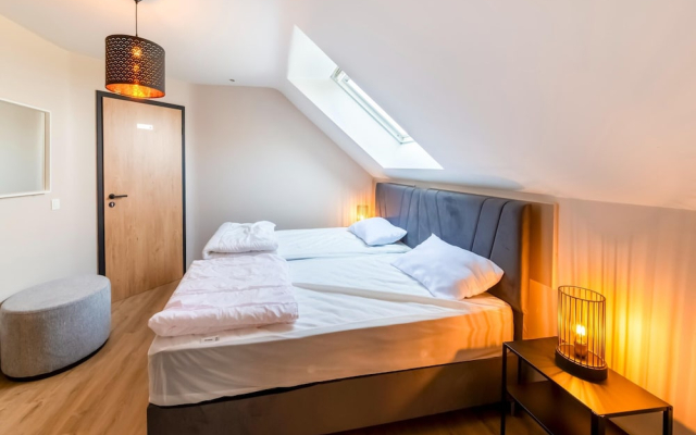Delightful Villa in Sourbrodt With Swimming Pool, Terrace