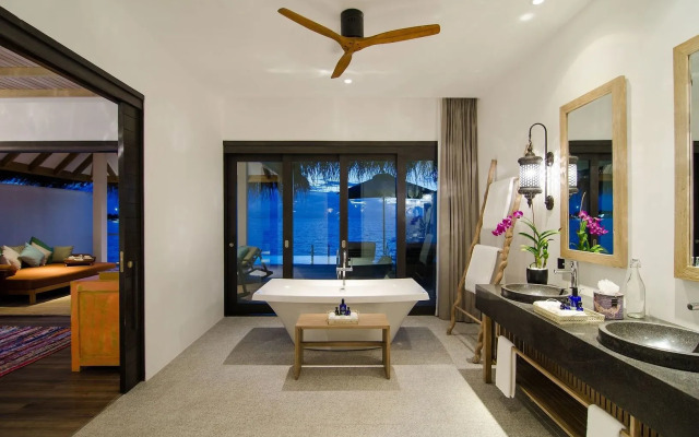 Finolhu, A Seaside Collection Resort, a Member of Design Hotels