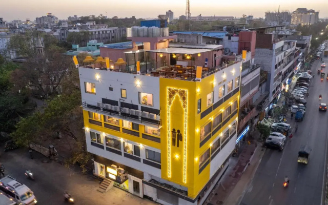 The Hosteller Jaipur, MI Road