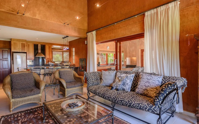 San Lameer Villa Rentals 14107
