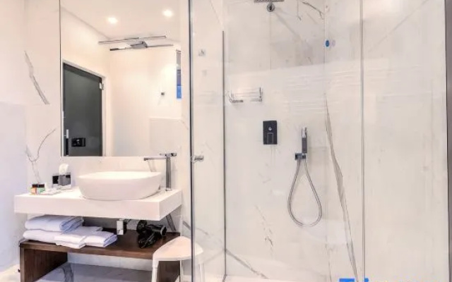 La Spezia by The First  - Luxury Rooms & Suites