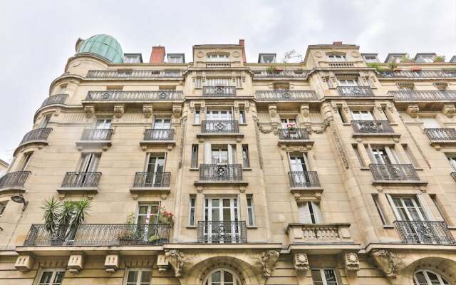 Appartement familial à Montmartre 0