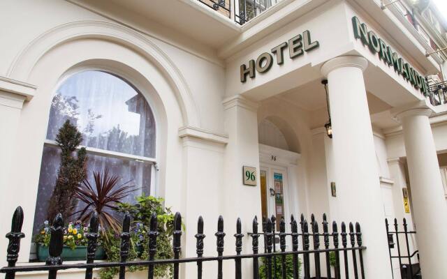Normandie Hotel вид на фасад