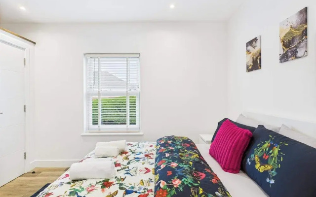 4br4ensuite-garden-w&d-closetocitycentre