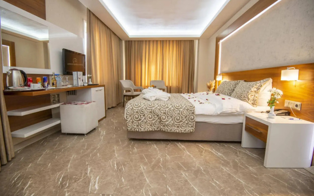 Cakmak Marble Hotel