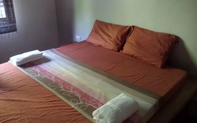 Blue Mango Rooms & Villas