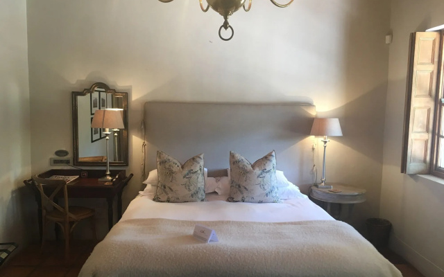 Avondrood Guest House
