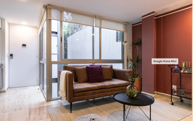 Casai Cute Studio on top Floor in Condesa
