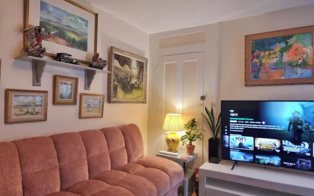 Canterbury - Sleeps 7 - Pet-friendly With Garden