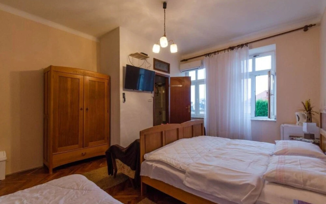 Rooms Cico