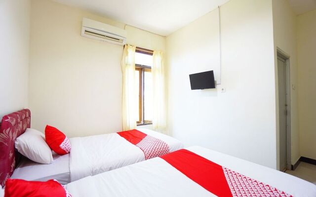 OYO 1292 Lieke Residence