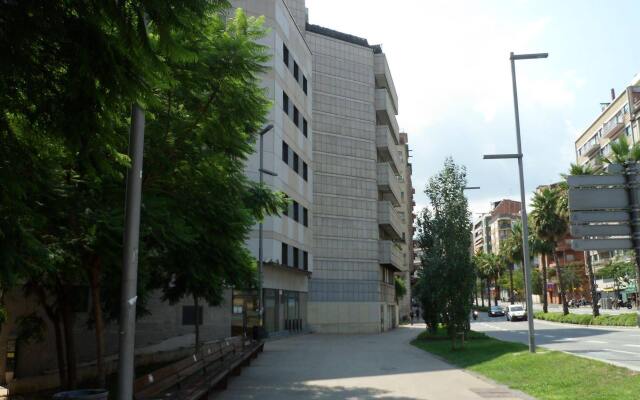 Отель Sata Park Güell Area Испания, Барселона - отзывы, цены и фото номеров - забронировать отель Sata Park Güell Area онлайн вид на фасад
