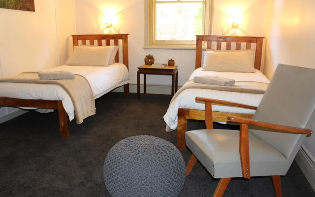 The National Park Hotel & Pub