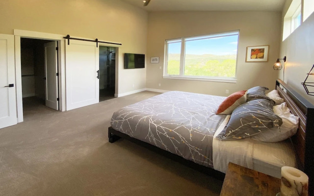 Fox Creek 2 4 Bedroom Townhouse by RedAwning