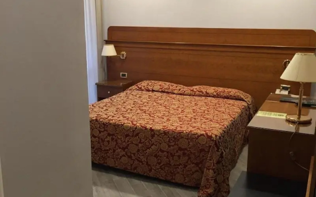 Hotel Excelsior