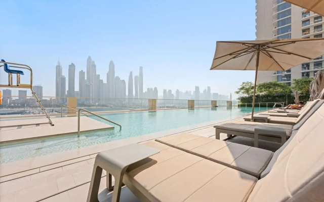 Silkhaus Large 2BR Private Beach Marina Vista
