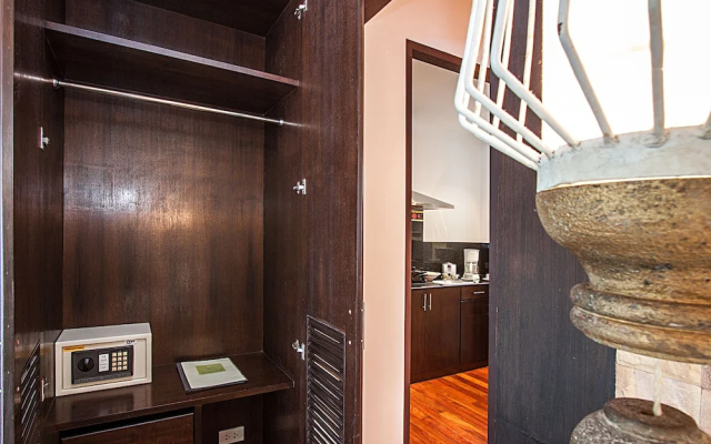 Nirano Villa 12 1 Bed