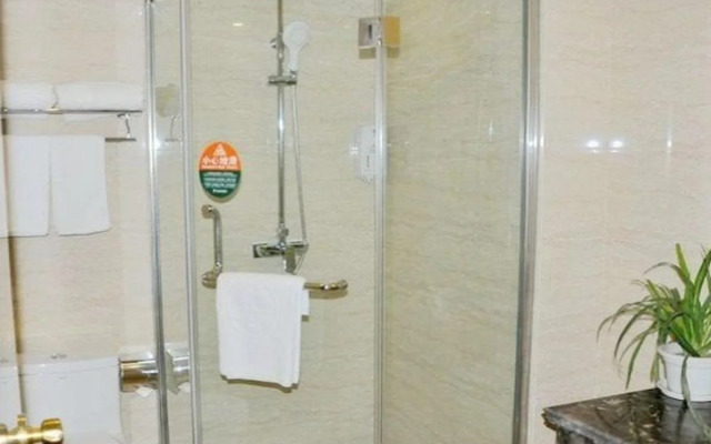 GreenTree Inn Wuxi Binhu District Gonghu Avenue Jinchengwan Park Express Hotel