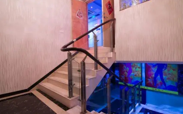 Danyang Yulai Theme Hotel