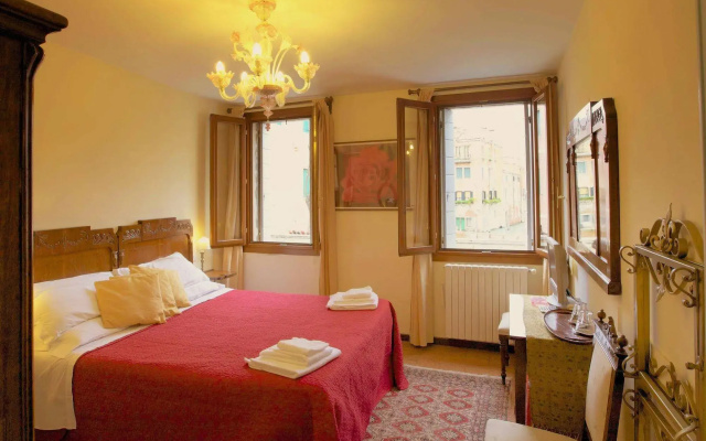 3749 Ponte Chiodo Guest House